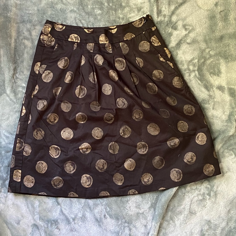 Ann Taylor Black and Gold Full Skirt Size 6
